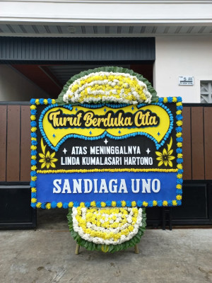 Papan Bunga Duka di Karang Layung